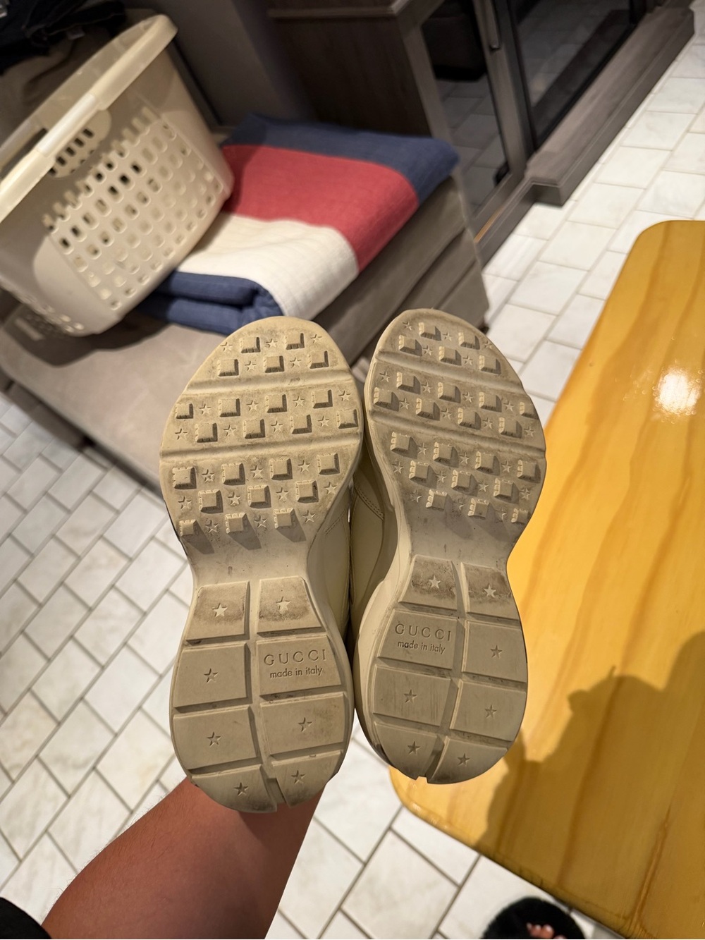Gucci Disney x Rhyton Women’s Sneakers - Picture 8 of 10